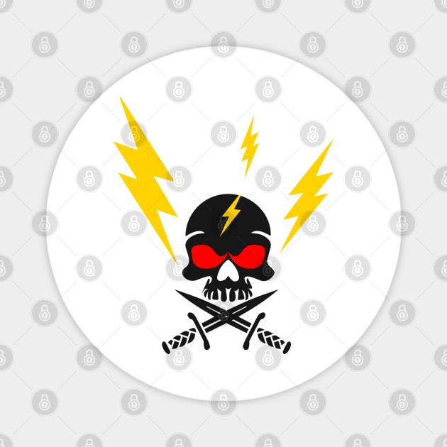 Power Skull Magnet by PG